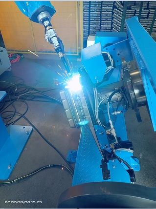 成都机器人工作站：带动科技创新风潮